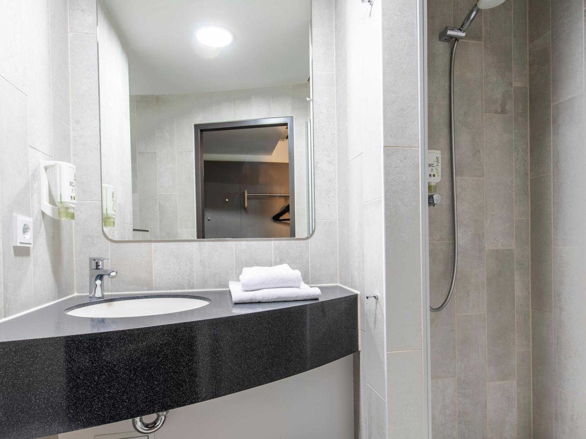 B&B Hotel Regensburg-City Dış mekan fotoğraf